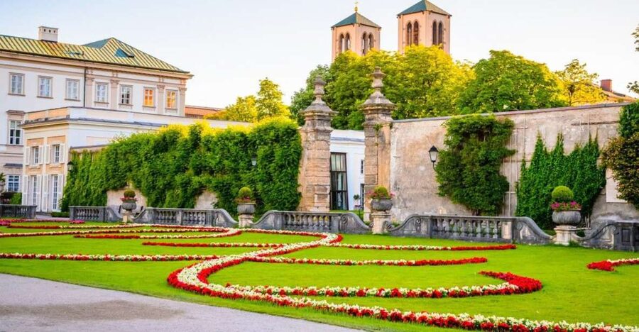 Salzburg: Life of Mozart Private Guided Walking Tour - Mozart’s Birthplace and original instruments