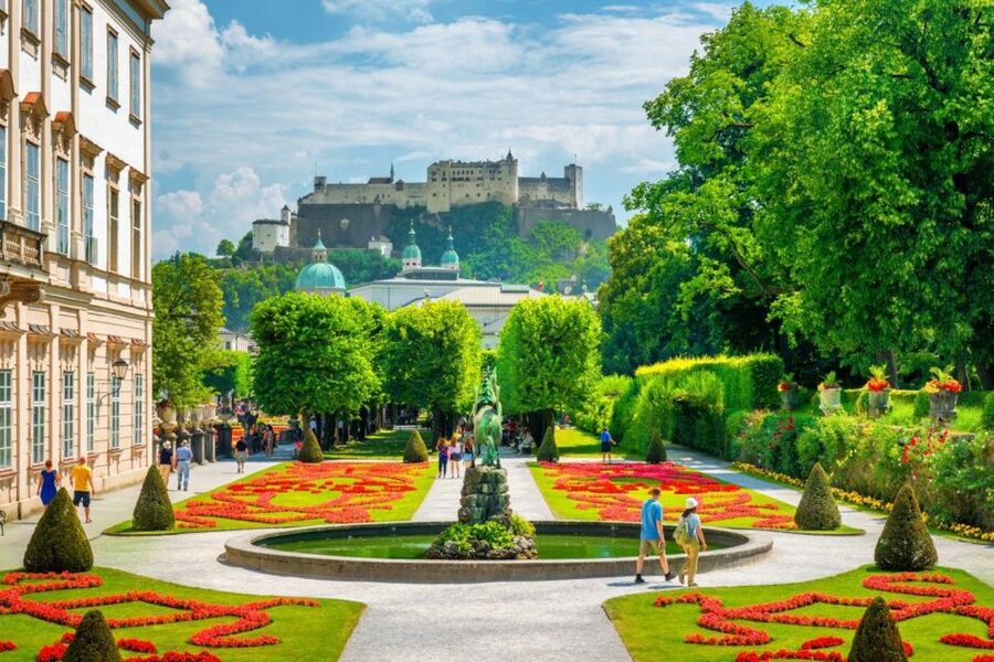 Salzburg: Life of Mozart Private Guided Walking Tour - Mozart’s former residence and monument