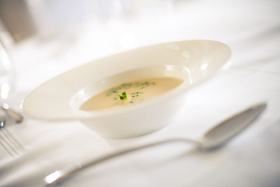 Salzburg: Mozart Concert with Dinner - Who should book this Salzburg concert dinner?