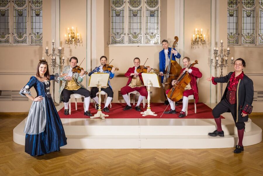 Salzburg: Mozart Concert with Dinner - What the 150-minute schedule feels like