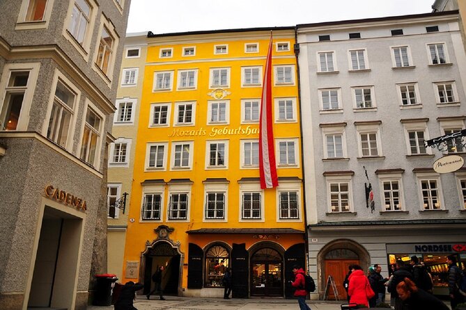 Salzburg Old Town Highlights Private Walking Tour - Pick the duration by what you want to enter