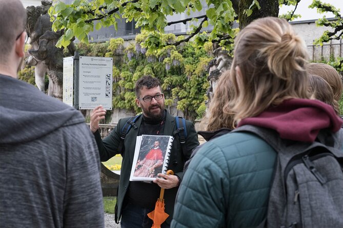 Salzburg Oldtown: Sightseeing Walking Tour with Licensed Local Guide - Why this short Salzburg walk works so well