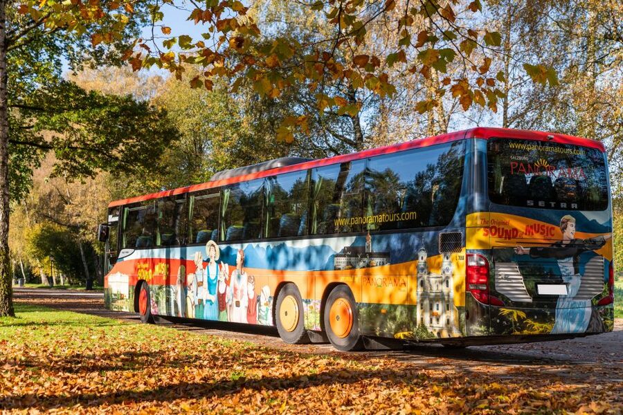 Salzburg: Original Sound of Music Tour - Hellbrunn Palace Garden and the famous gazebo connection