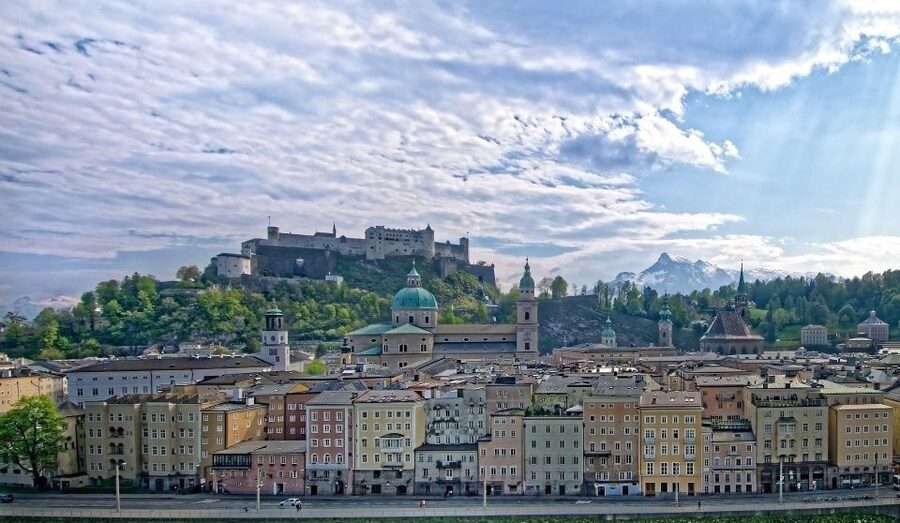 Salzburg Private Walking Tour - The Sound of Music connection