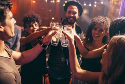 Pubcrawl Tour through best Bars and Clubs in Town