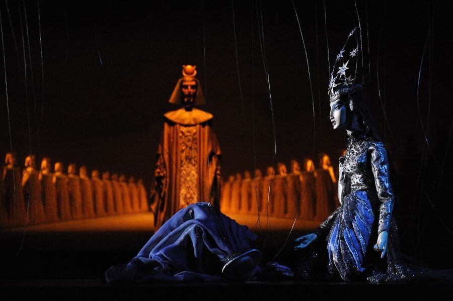 Salzburg: Puppetry Highlights Show at the Marionettentheater - The skill behind every wooden character