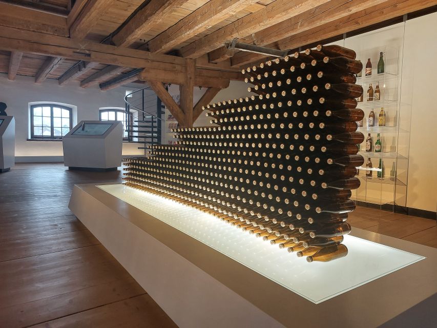 Salzburg: Stiegl Brewery Tour with Beer Tasting - Finish with a brewery gift and food options