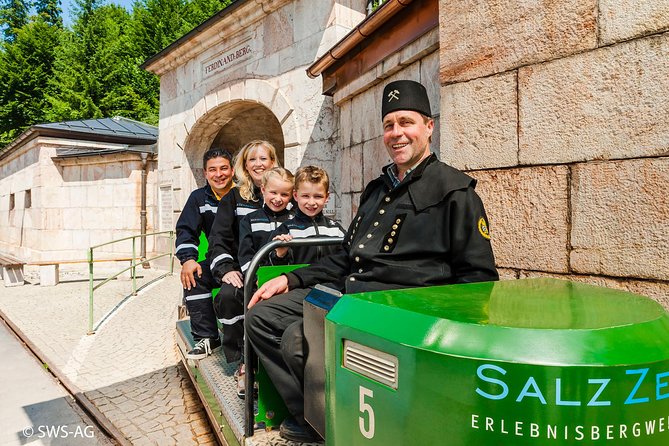 Salzburg Super Saver: Original Sound of Music and Salt Mines Day Trip - Mirabell Gardens and the Do-Re-Mi connection