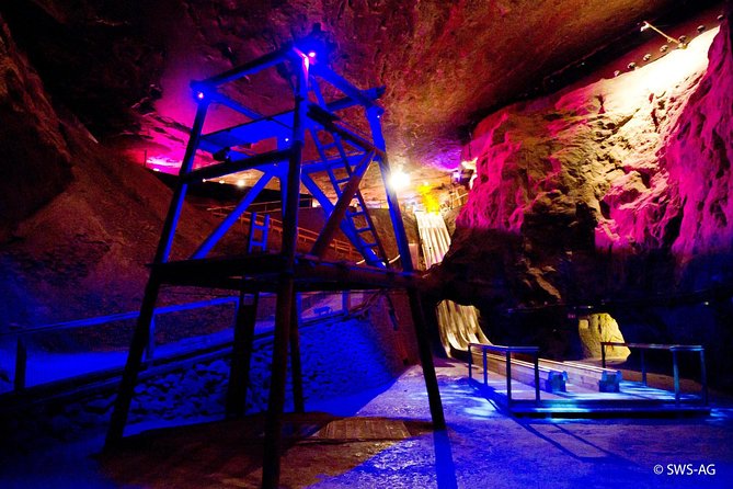 Salzburg Super Saver: Original Sound of Music and Salt Mines Day Trip - Mondsee and the wedding church