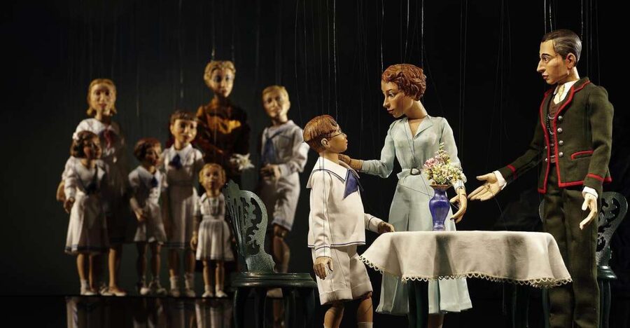 Salzburg: The Sound of Music at Marionette Theater Ticket - Entering the 1913 Marionette Theatre