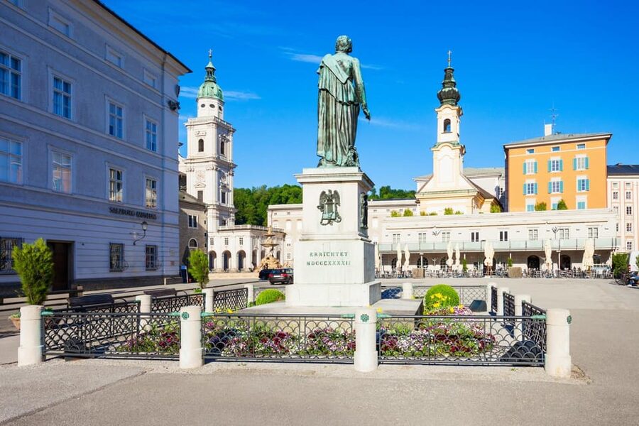 Salzburg Tour: Mirabell Gardens, Sound of Music, Mozart - Mozart’s Birthplace and former residence