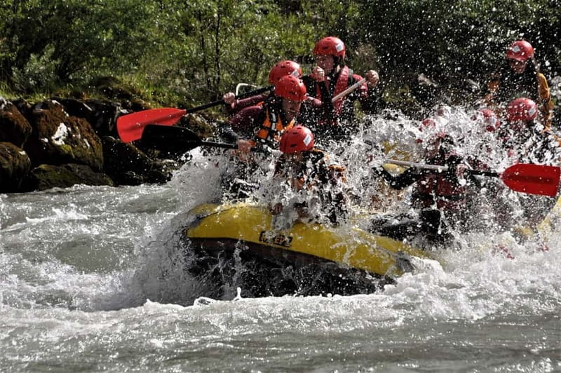 Salzburg: White Water Rafting on the Salzach River - The opening stretch teaches you the river
