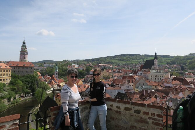 Scenic Private Transfer from Prague to Vienna or Vienna to Prague - A calm way to cross from Prague to Vienna