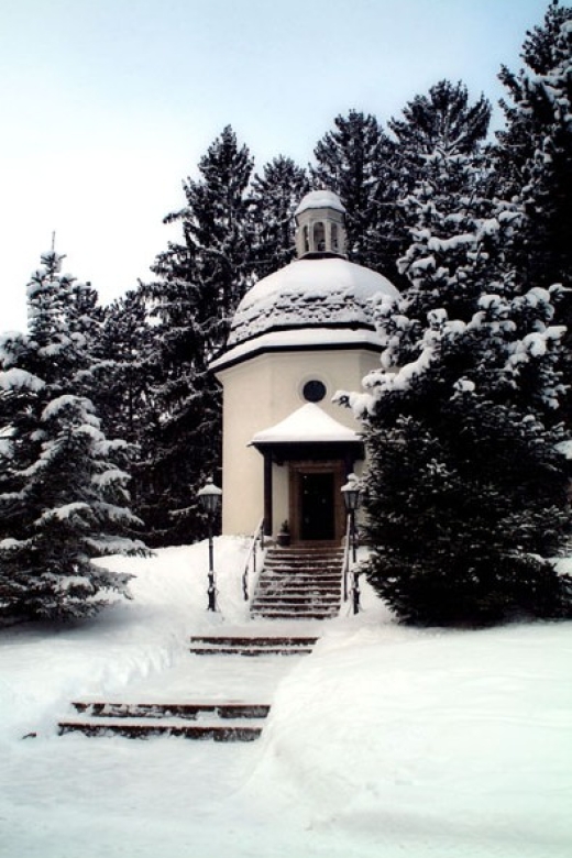 Silent Night Oberndorf Christmas Eve Tour from Salzburg - Is $88 a fair price?