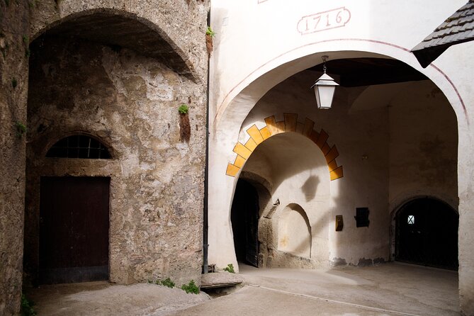 Skip-the-line Hohensalzburg Fortress Private Tour and Ticket - What the private guiding adds