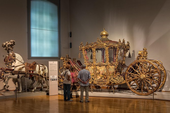 Skip the Line:Imperial Carriage Museum by Schönbrunn Kaiserliche Wagenburg Wien - The Imperial Coach and the Theater of Royal Power