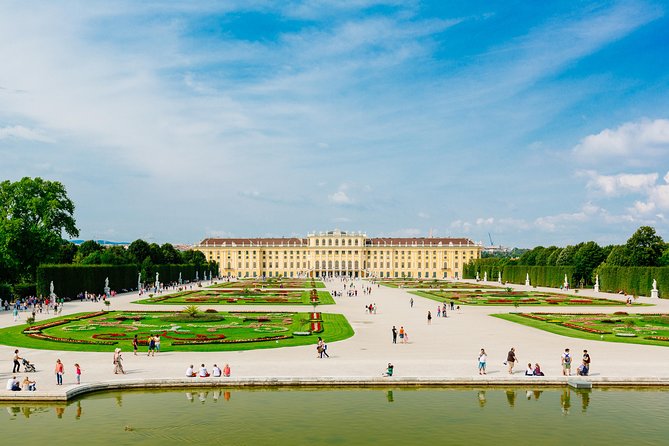 Skip-the-Line Schonbrunn Palace Guided Tour and Vienna Historical City Tour - Use the 40 minutes carefully