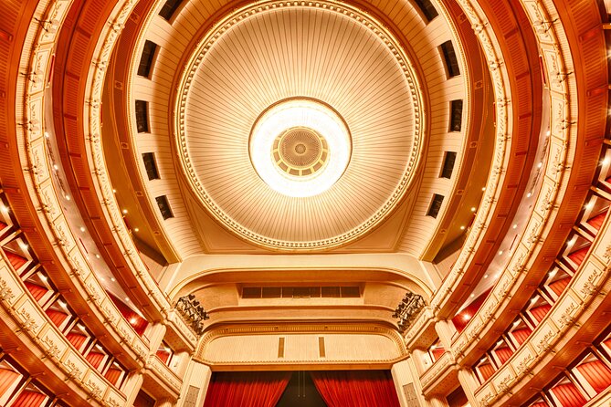 STATE OPERA - PRIVATE guided tour (tickets included) - The grand old rooms and the modern postwar spaces