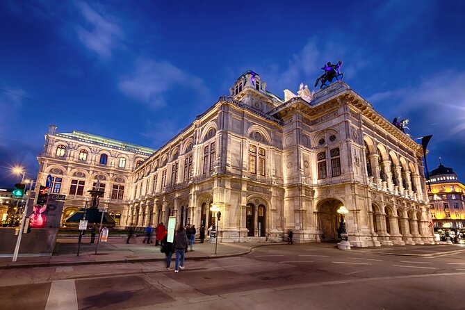 STATE OPERA - PRIVATE guided tour (tickets included) - What the private format changes