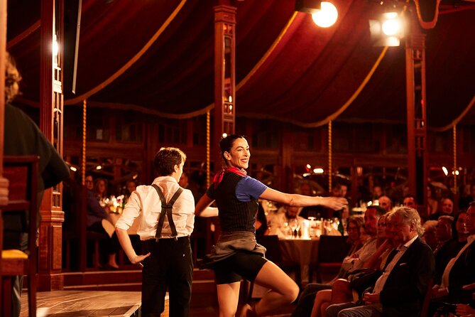 Strauss Dinner Show - What kind of Vienna evening is this?