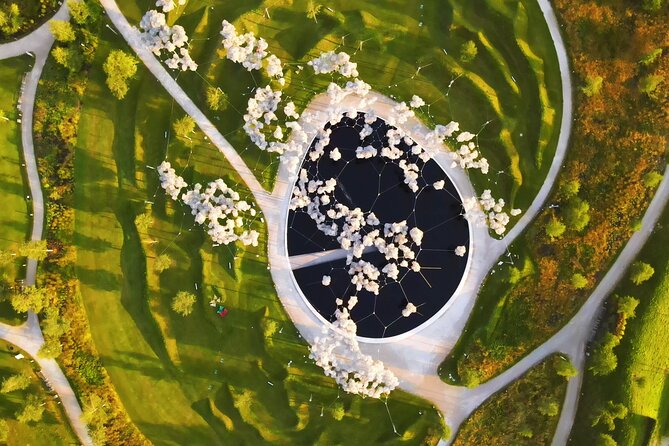 Swarovski Crystal Worlds Admission Ticket in Wattens - The carousel, restaurant, and a useful mid-visit break