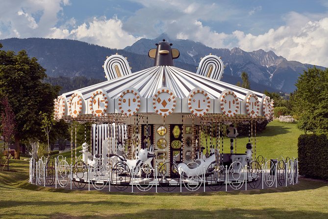 Swarovski Crystal Worlds Admission Ticket in Wattens - Accessibility and movement through the museum