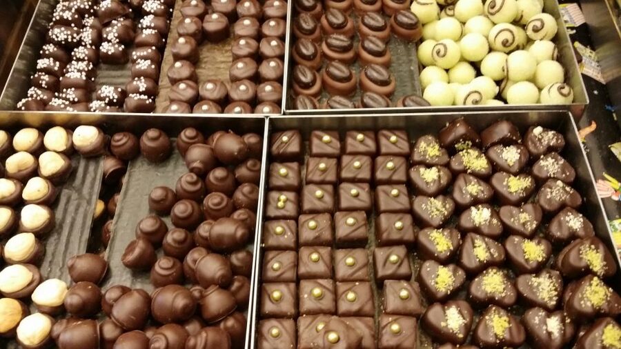 Sweet Vienna Tour: Home of Cakes and Cafe Culture - The guides bring the local character