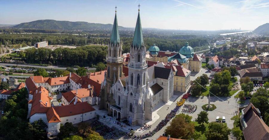 Ticket to Klosterneuburg Abbey - Why Klosterneuburg Abbey deserves a day