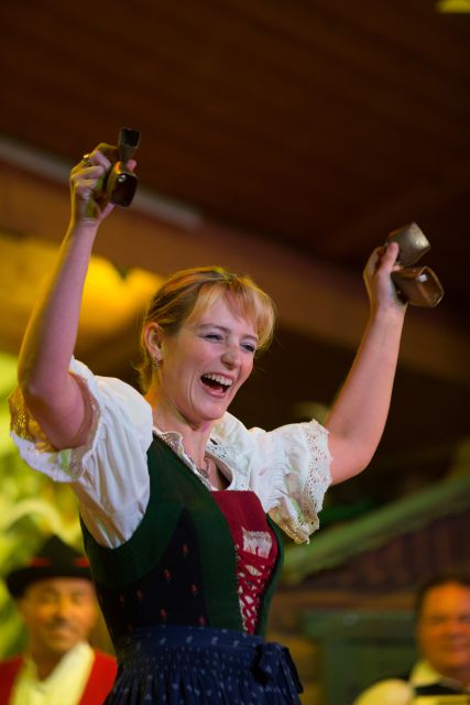 Tyrolean Evenings Family Gundolf in Innsbruck - Who Will Enjoy This Most?