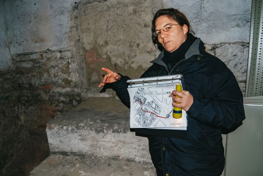 Vienna: 1.5-Hour Underground Walking Tour - Key points at a glance