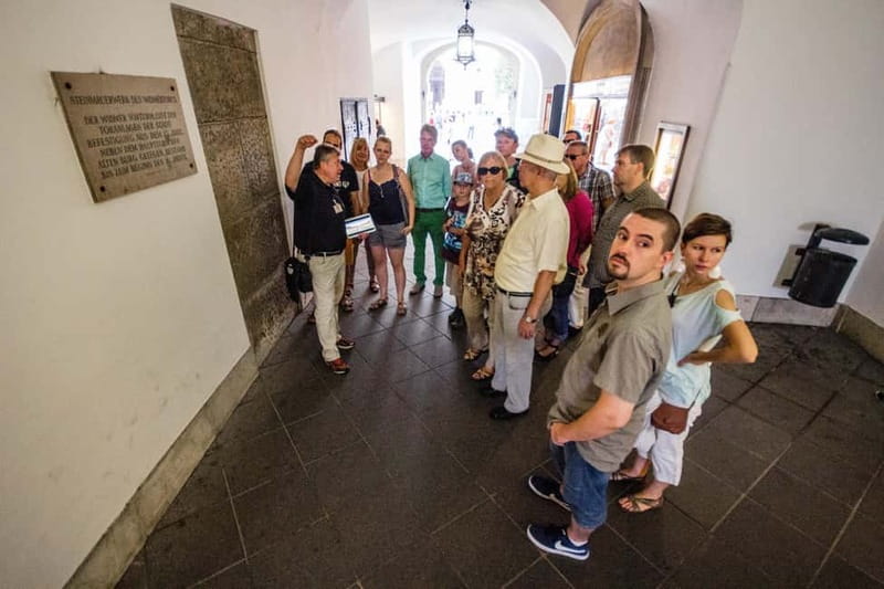 Vienna: 2 Hours Sightseeing Walking Tour - Josefplatz and Vienna’s imperial stage