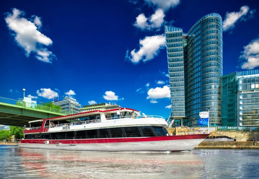 Vienna: 3.5-Hour Grand Danube River Cruise - Food, seating, and comfort onboard