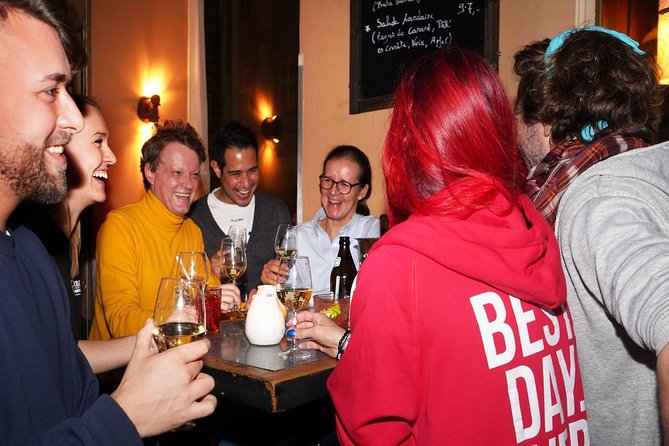 Vienna After Dark: Private Evening Food & Drink Experience - What the guides add to the evening