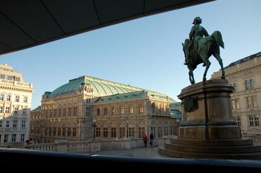 Vienna and Skip-the-Line Schönbrunn Palace Private Tour - Key points at a glance