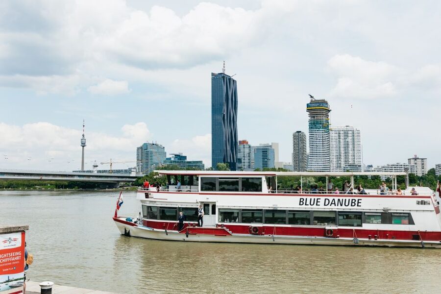 Vienna: City Cruise with Optional Lunch - Key points at a glance