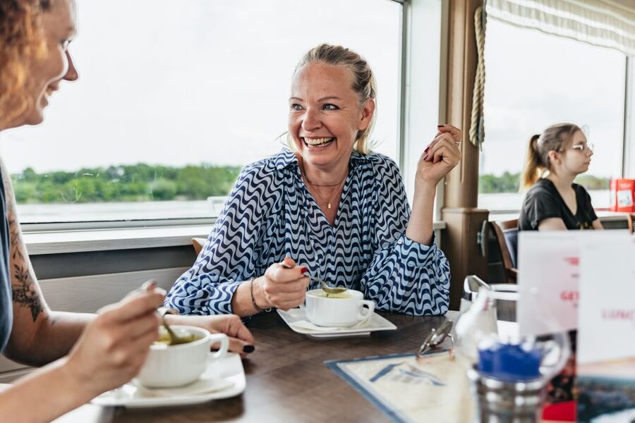 Vienna: City Cruise with Optional Lunch - Why the schnitzel option changes the experience