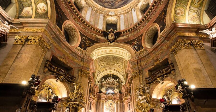 Vienna: Classic Ensemble Vienna in St. Peter's Church Ticket - Entering St. Peter’s Church