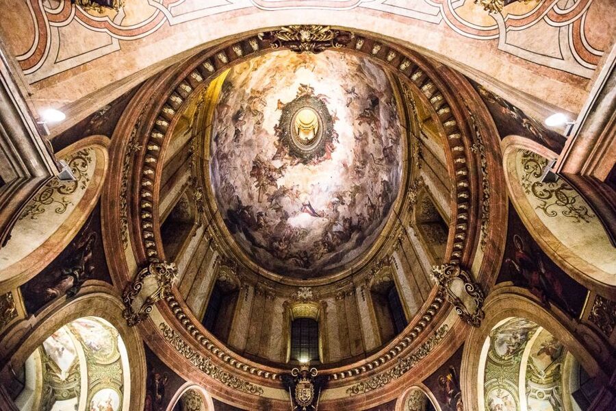 Vienna: Classic Ensemble Vienna in St. Peter's Church Ticket - What You Can See From the Seats