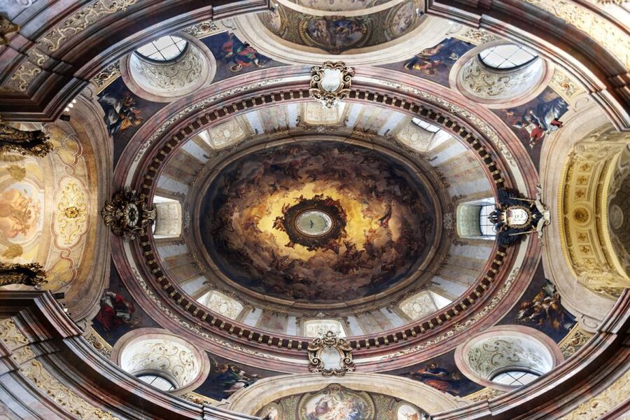 Vienna: Classic Ensemble Vienna in St. Peter's Church Ticket - Is $45 a Fair Price?