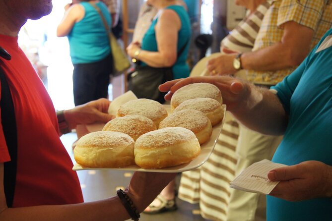 Vienna Coffee, Cake & Pastries Tour with Local Stories - Why the guide matters more than the map