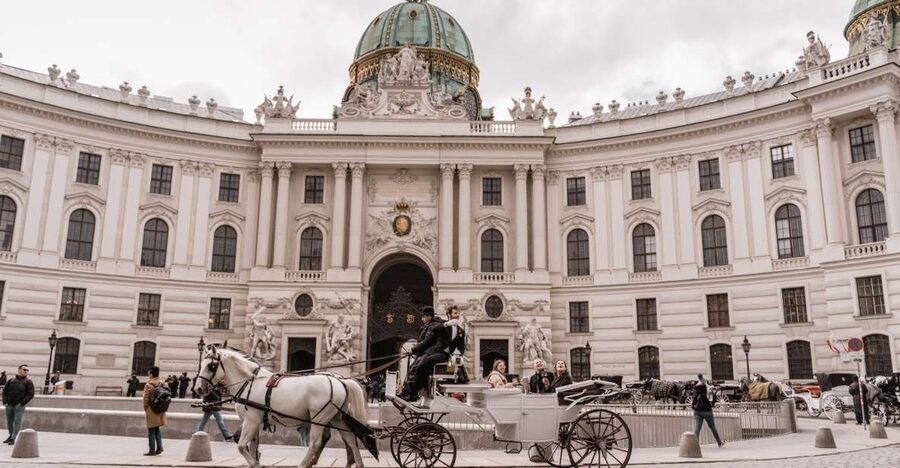 Vienna: Culinary Horse-Drawn Carriage Experience - Hofburg, Spanish Riding School, and the Imperial Core