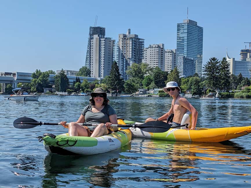 Vienna: Guided Kayaking Tour - Getting comfortable in the kayak