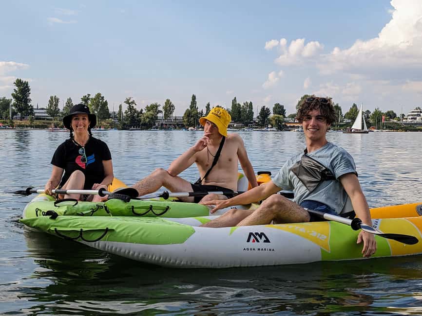 Vienna: Guided Kayaking Tour - Paddling past the United Nations