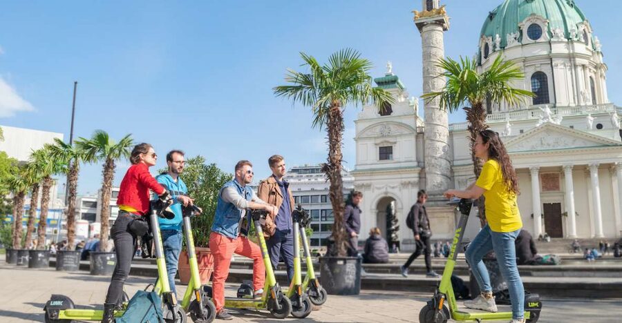 Vienna: Guided Tour by Kick Bike or E-Scooter with a Local - Meeting near Stubentor and Stadtpark