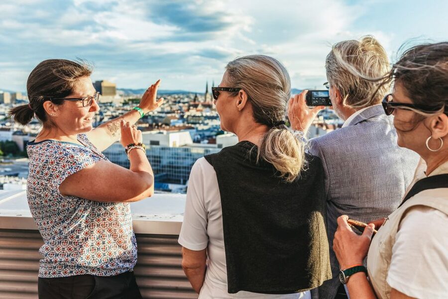 Vienna: Guided Walking Tour of City Center Highlights - St. Stephen’s Cathedral and Vienna’s Legends