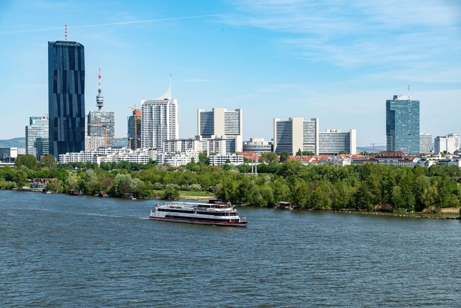 Vienna: Heurigen Cruise with Viennese Songs and Buffet - The Danube route around Vienna’s 2nd district