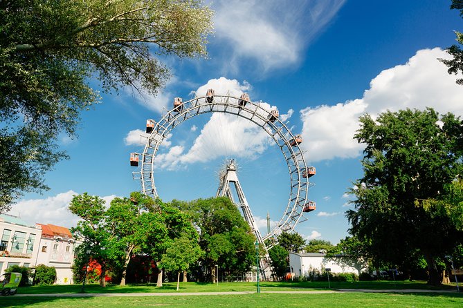 Vienna Hop On Hop Off City Tour - The green route up to Cobenzl