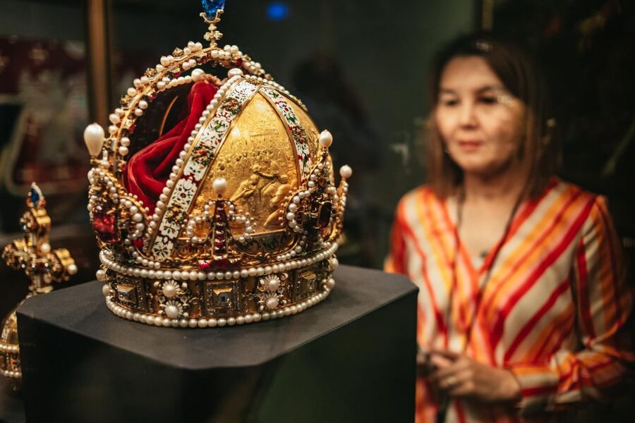 Vienna: Imperial Treasury in the Hofburg Palace - Burgundy, the Golden Fleece, and dynastic connections
