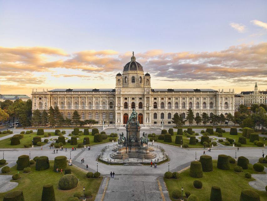 Vienna Kunsthistorisches Museum Day Admission Ticket - The grand entrance at Maria-Theresien-Platz