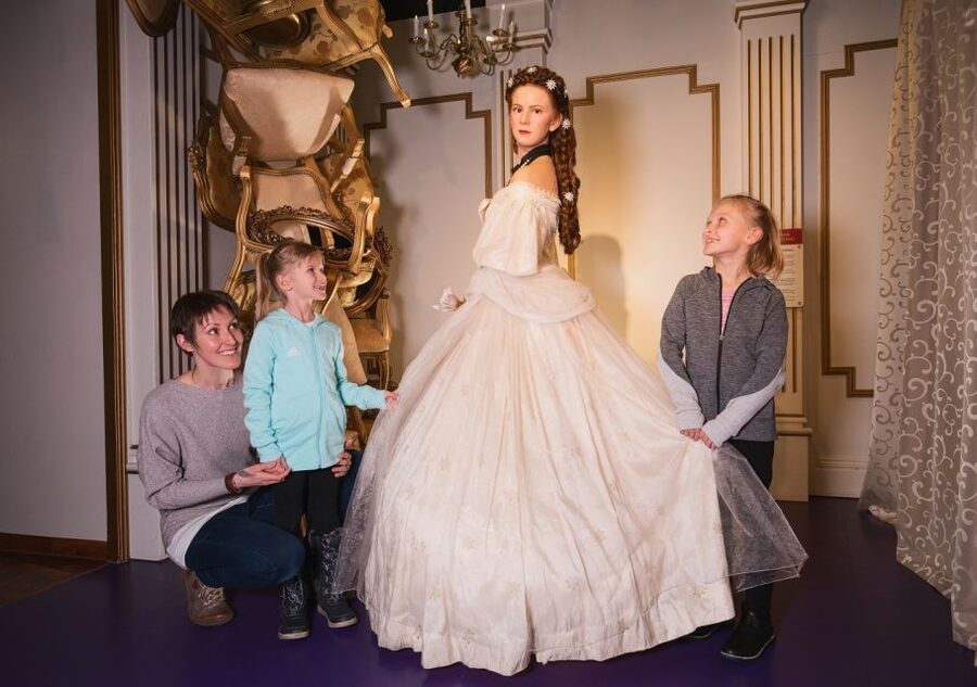 Vienna: Madame Tussauds Admission Ticket - Sisi Uncovered and the Historical Side